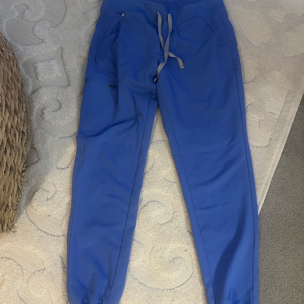 FIGS Zamora scrub pants